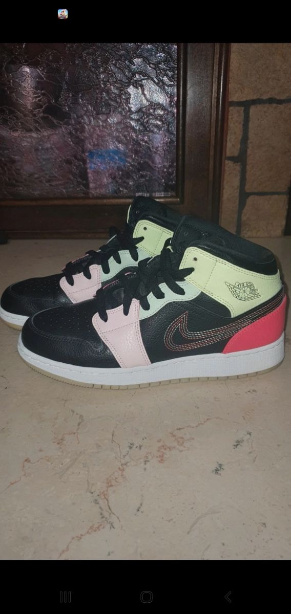 Nike Air jordan Glow in the dark