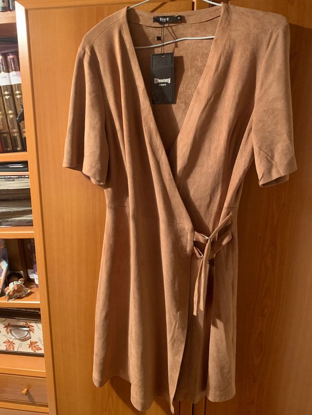 Vestido de Antelina. Talla M. Sin estrenar