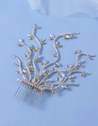 Peina con pedrería para novias