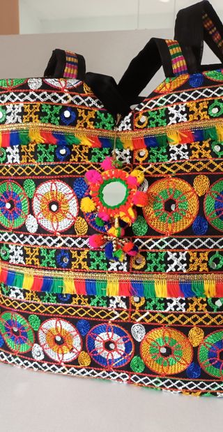 ¡¡¡GRAN OFERTA!!! BOLSO ARTESANAL, ABALORIOS.