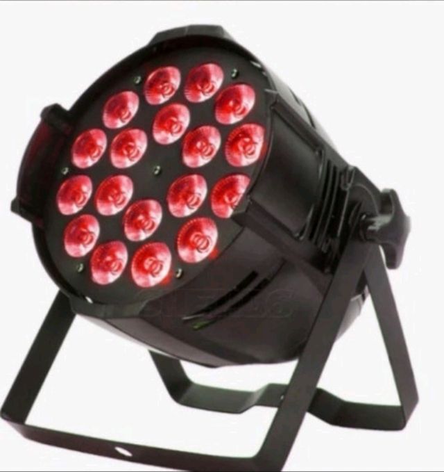 6 und FOCO LEDS SHEEDS 18X12W RGBW PRECINTADOS.