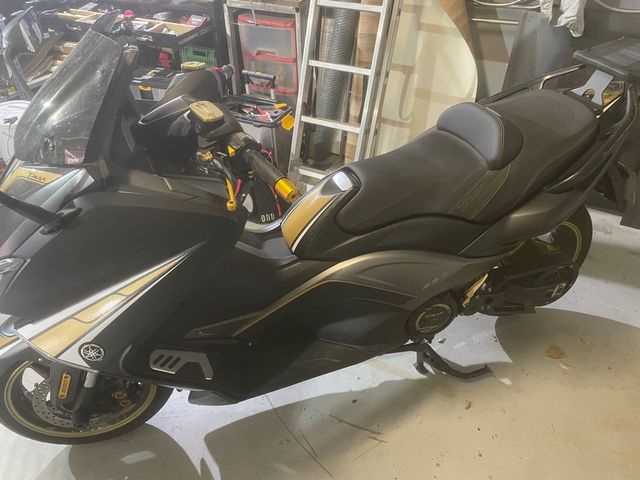 Tmax 530 iron Max  2016 con ackra