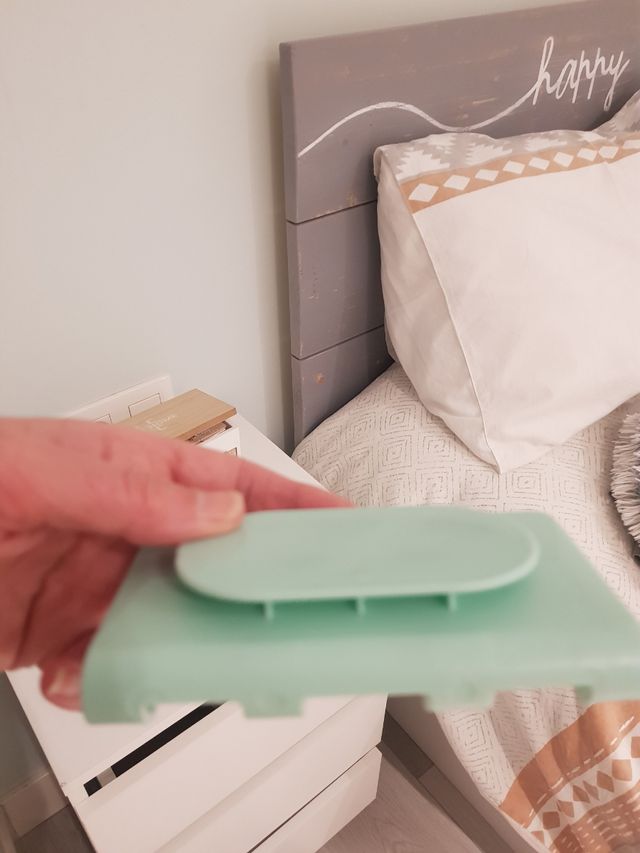 soporte pared para movil