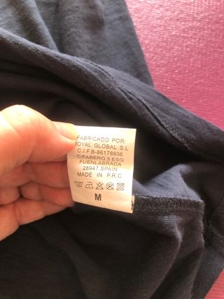 Camiseta nueva de manga larga talla M.