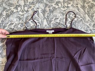 2 Top H y M , uno gris y otro berenjena, talla L