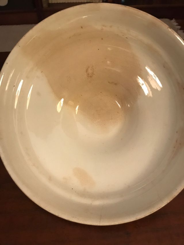 Plato grande con tapadera