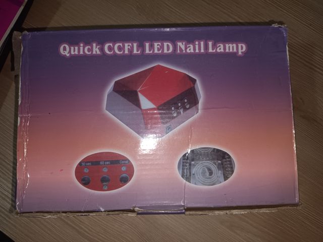 Lampara led uñas
