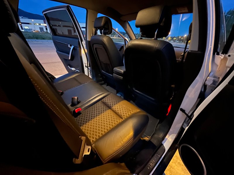 Chevrolet Captiva 2014 - foto 1