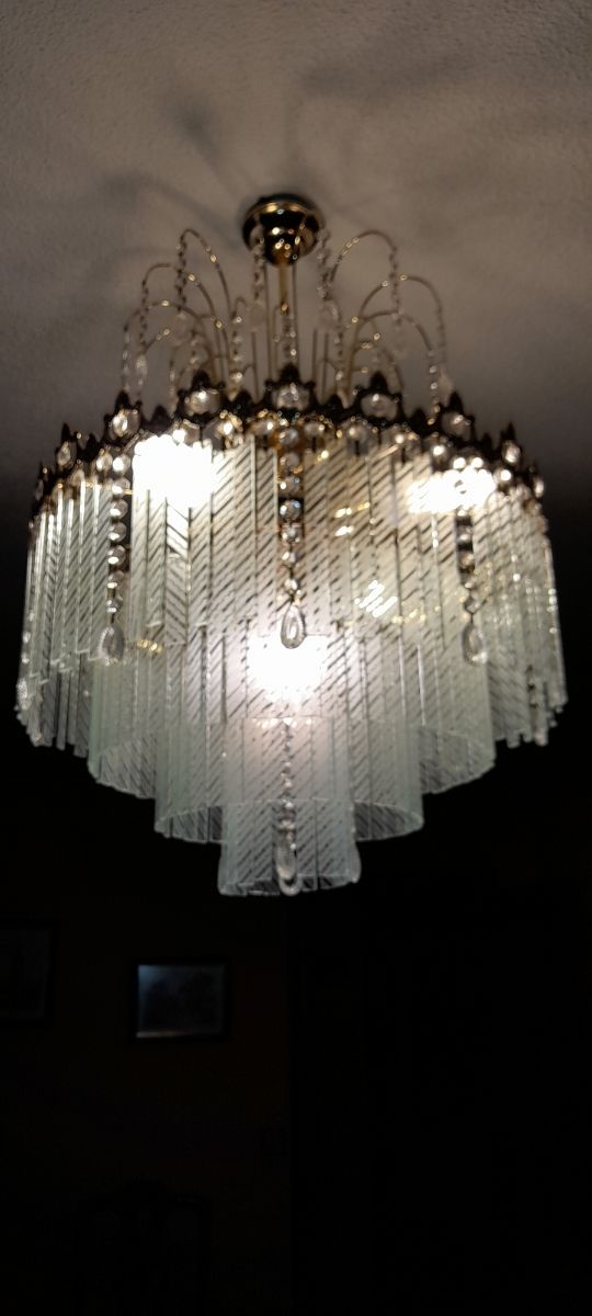 LAMPARA DE SALON DE CASCADA DE CRITAL