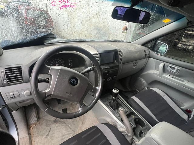 DESPIECE KIA SORENTO 2005