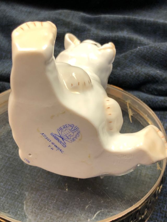 Herend statuetta orso