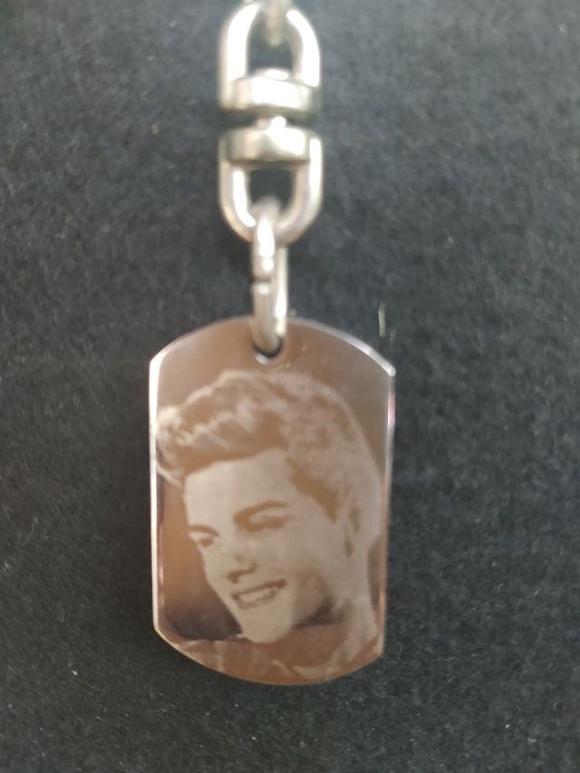 colgante o llavero de acero