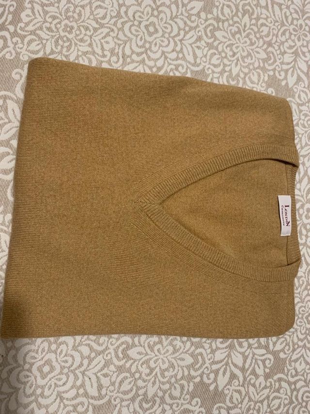 Chaleco pico Beige L