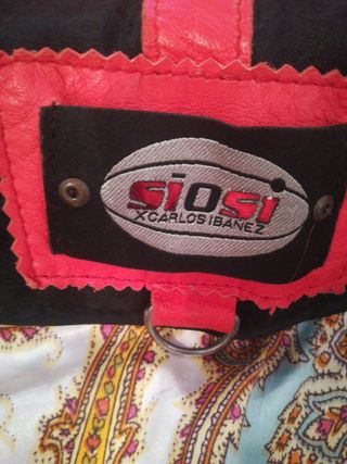 cazadora piel roja