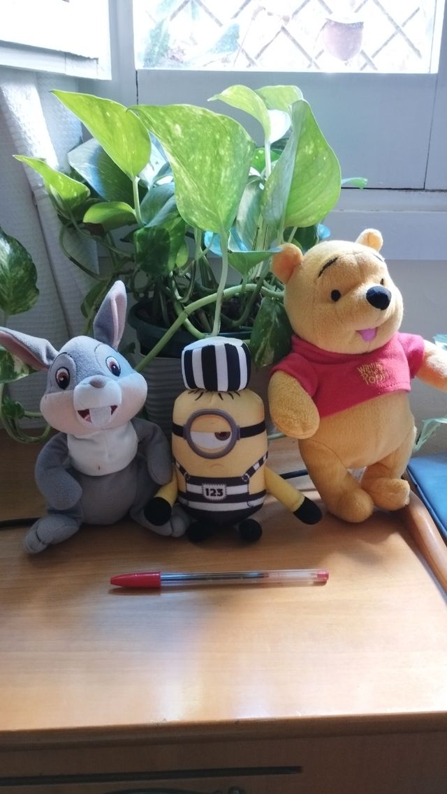Peluche Tambor. Winnie pooh y Minion.