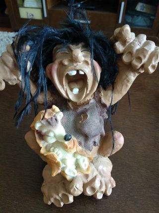 Troll ,duende de resina.15cm