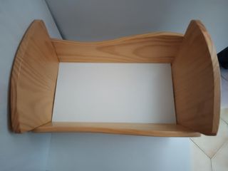 #JG2. Cuna balancín de muñecas antigua de madera