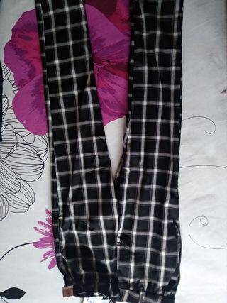 pantalón chino cuadros,cinturón negro, nuevo