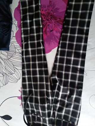 pantalón chino cuadros,cinturón negro, nuevo