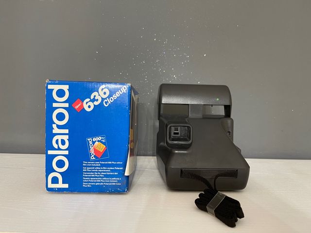 Polaroid 636 closeup