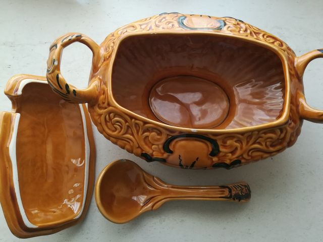 Sopera/ponchera  Manises antigua original años 60