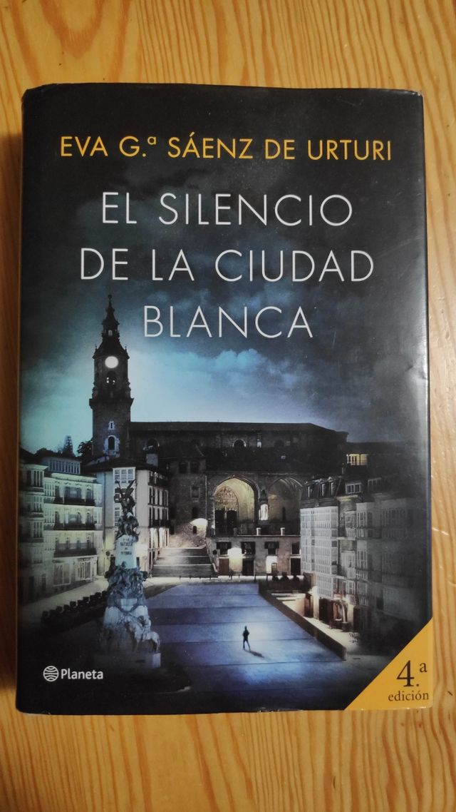 el silencio de la ciudad blanca
