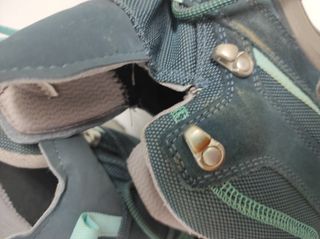 Botas "Quechua" monte/trekking núm.42