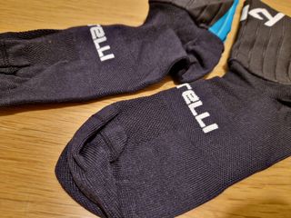 TALLA S-M, NUEVOS. CALCETINES AERO CASTELLI SKY 