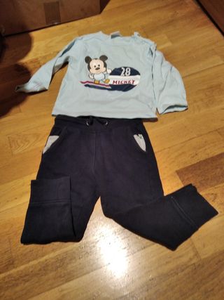 conjunto de camiseta y chandal
