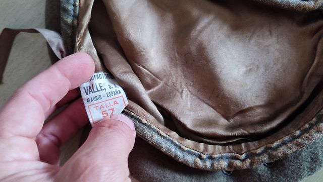 BOINA DE OFICIAL DEL EJERCITO DE TIERRA . VERDE