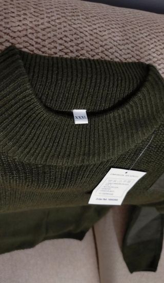 Jersey caqui militar.