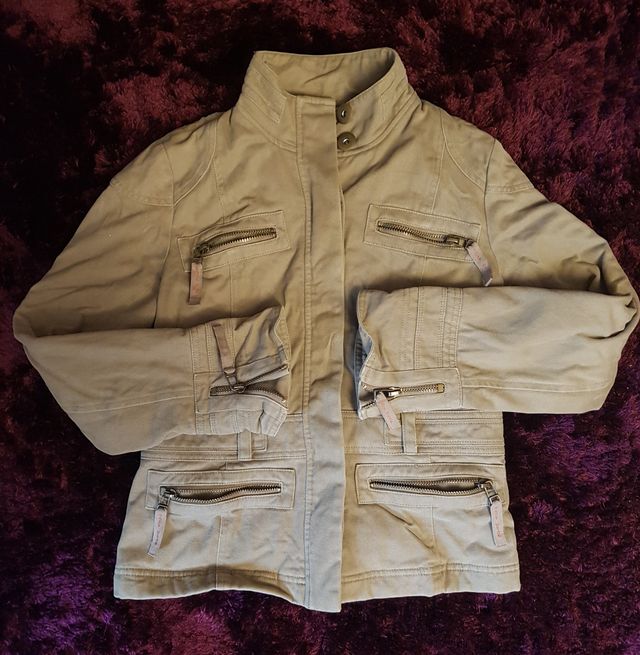 Cazadora de entretiempo