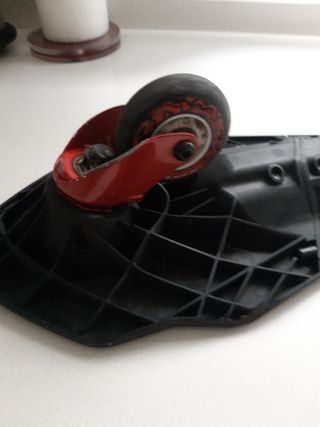 Monopatin waveboard 