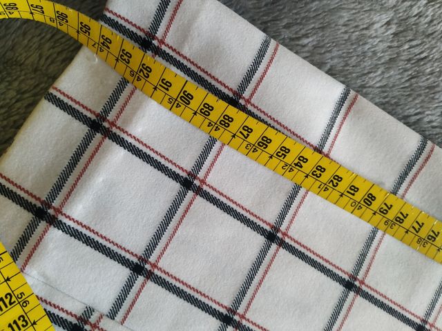 Pantalón cuadros Stradivarius