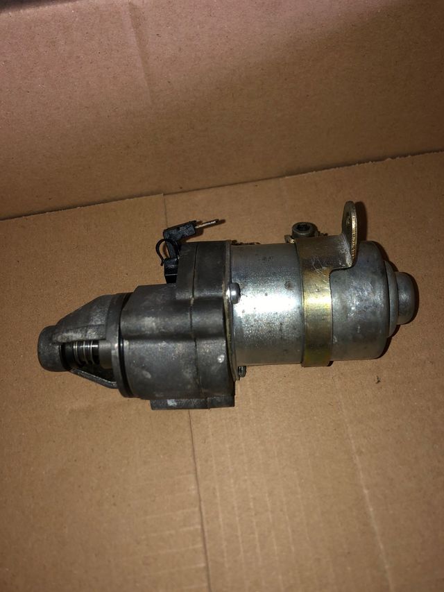 Motor de arranque am6