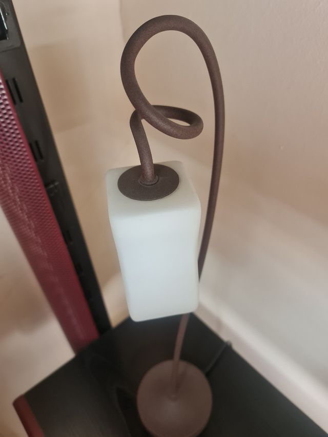 Lámpara de mesa bronce