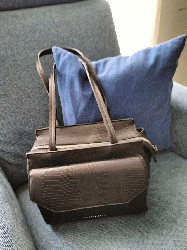 Borsa bauletto nera