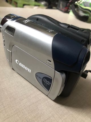 Videocámara Canon DC301