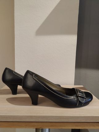Zapatos piel negro Wonders 36 