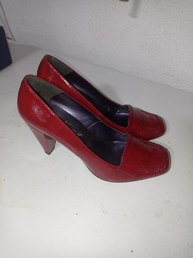Zapatos Mustang rojos, talla 40
