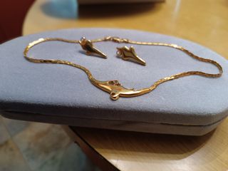 Gargantilla y pendientes chapados