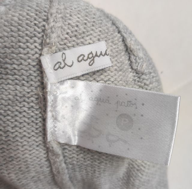 Gorro gris perla bebé Al agua patos