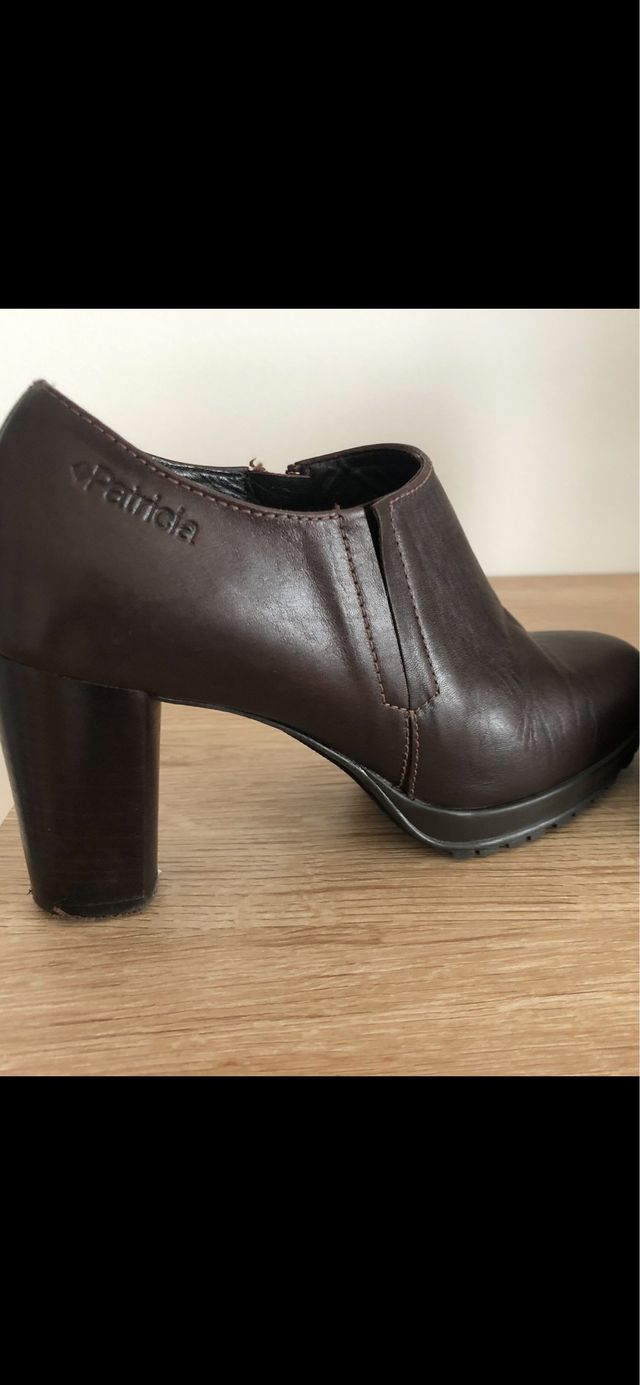 Zapatos marrones  de piel muy comodos