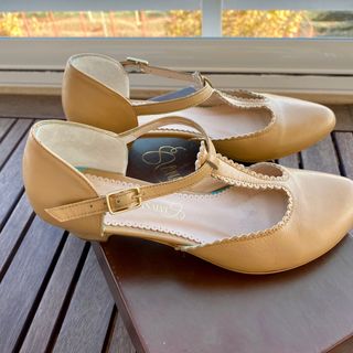 Zapatos vintage de la marca Ana Monsalve shoes