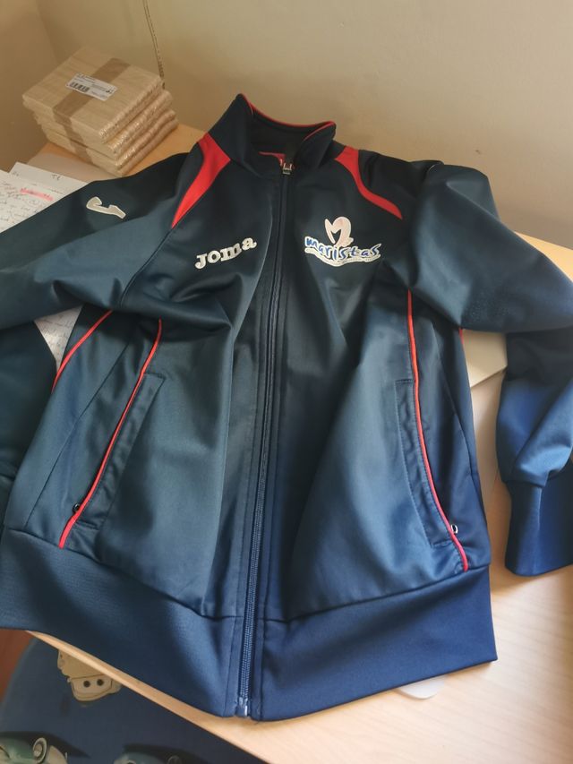 chaqueta chandal maristas