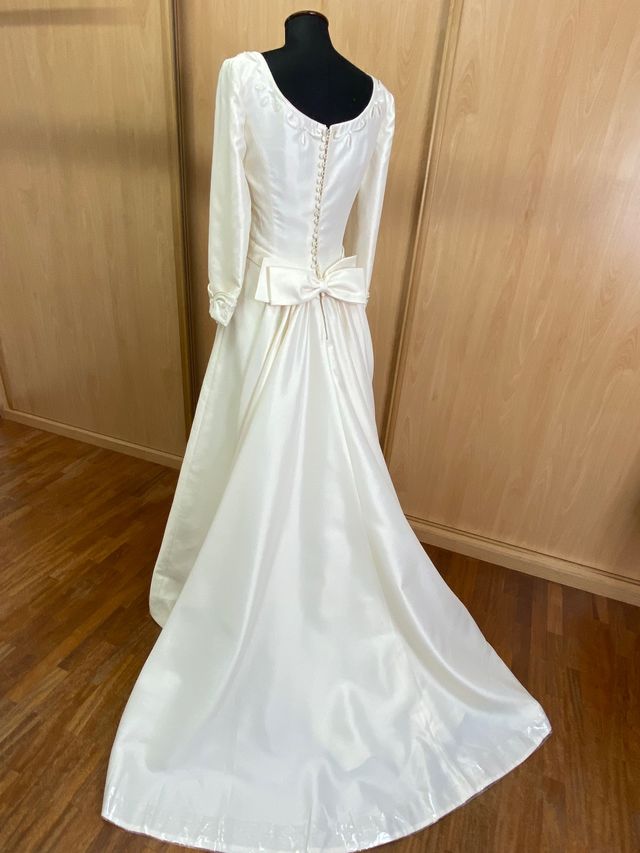 Vestido de novia manga larga