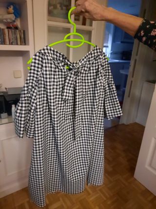 Vestido cuadros Zara