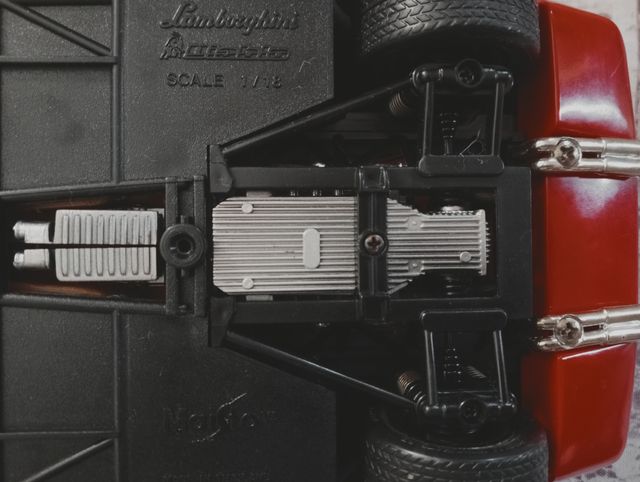 Modellino Lamborghini Diablo scala 1:18