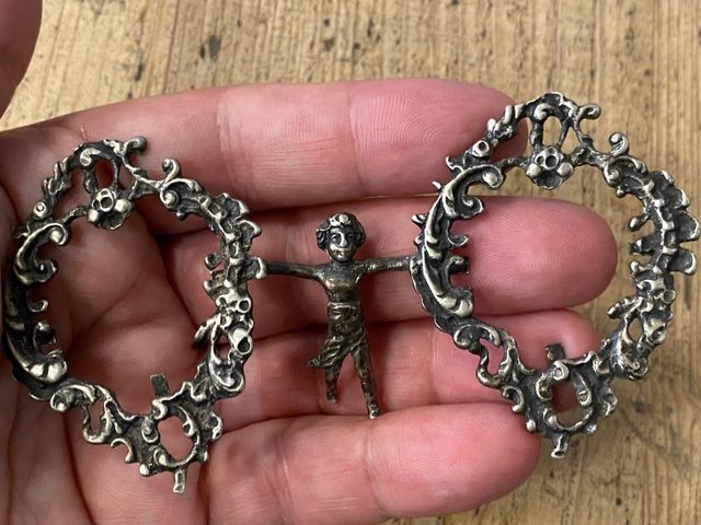 Bellísimo portarretratos Victoriano 1890 plata