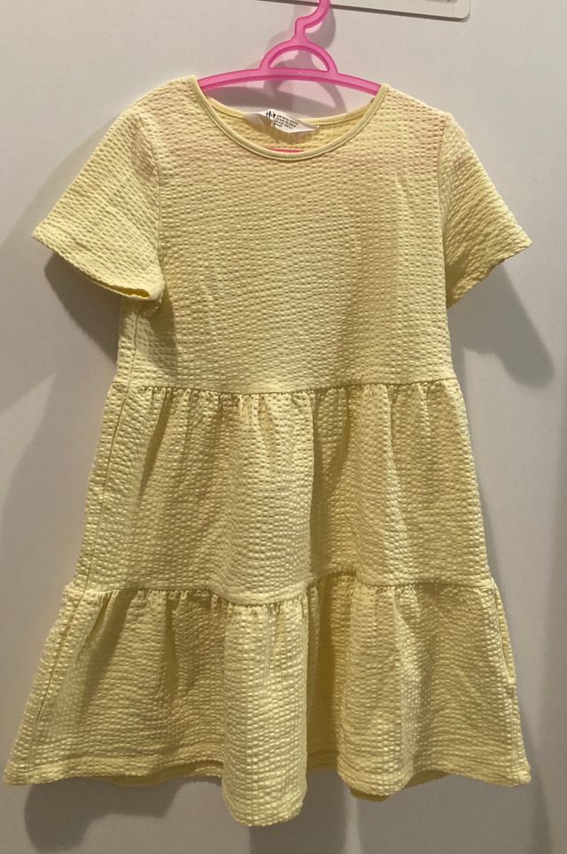 2 vestidos H&M 4-6 años